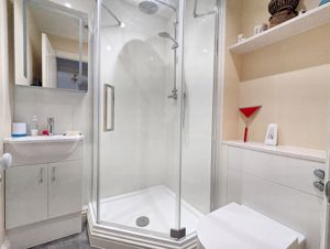 Photo 26- click for photo gallery